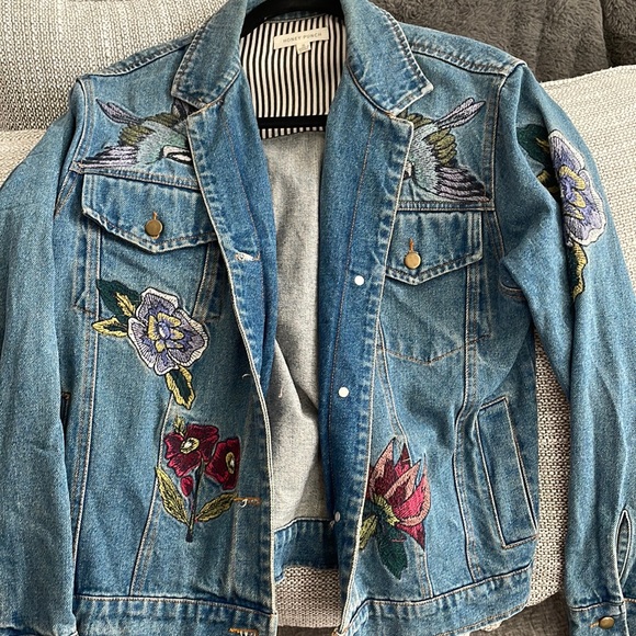 Honey Punch Jackets & Blazers - Honey Punch Embroidered Jean Jacket